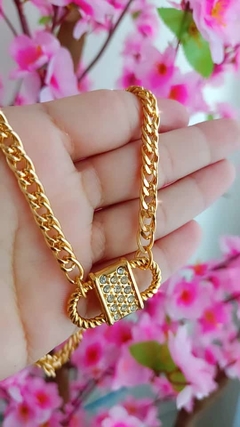 Corrente cadeado strass