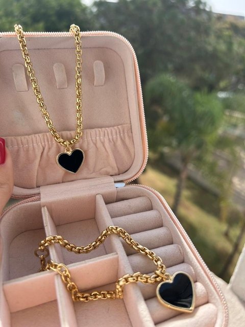 Conjunto heart black