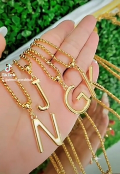 Colar inicial veneziana