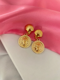 Brinco versace folheado a ouro