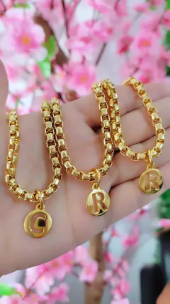 pulseira Letra - comprar online