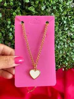 Colar coração variado na internet