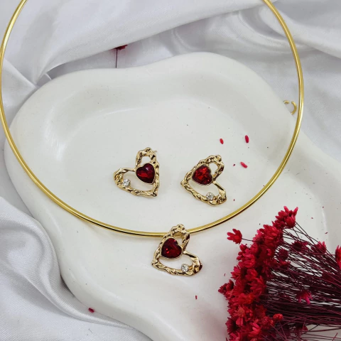 Conjunto Colar e Brincos Coração