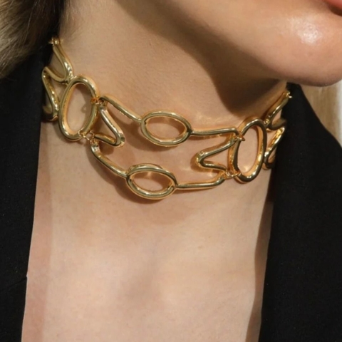 Chocker Rocker