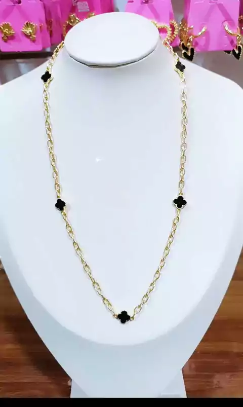 Colar único insipiração Virgínia preto