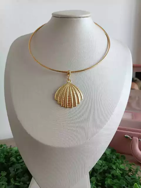 Colar concha