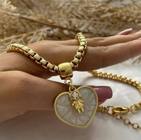 Colar filhos madrepérola strass