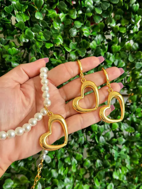 Conjunto perolado coração vazado