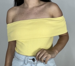 Blusa ombro a ombro amarela