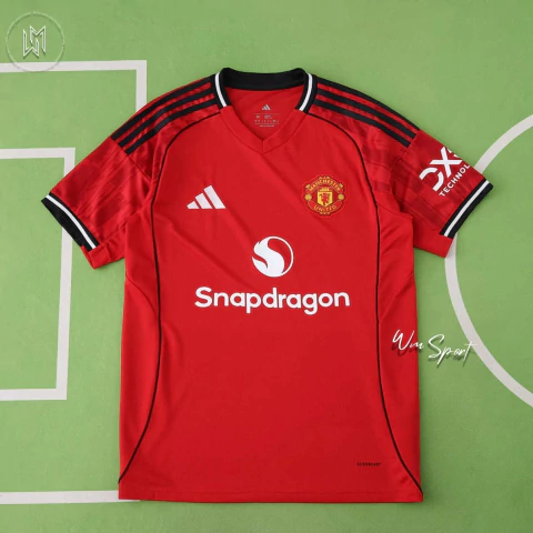 Camisa Manchester United I 25/26 - Torcedor Adidas Masculina - Vermelha (PRONTA-ENTREGA)