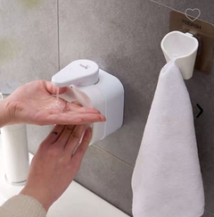 Dispenser con ventosa