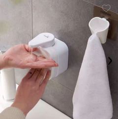 Dispenser con ventosa