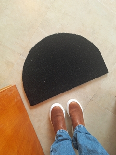Felpudo oval negro