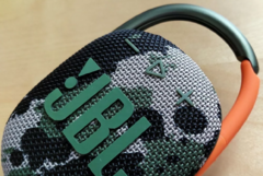 Bocina Portátil Clip 4, Bluetooth, Inalámbrico, 5W RMS, USB, Camuflaje - Resistente al Agua. JBL