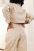 jaqueta cropped naomi creme na internet