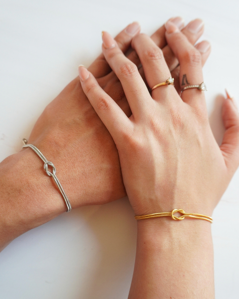 Dúo de Pulseras Nudo Eterno Para Pareja - comprar en línea