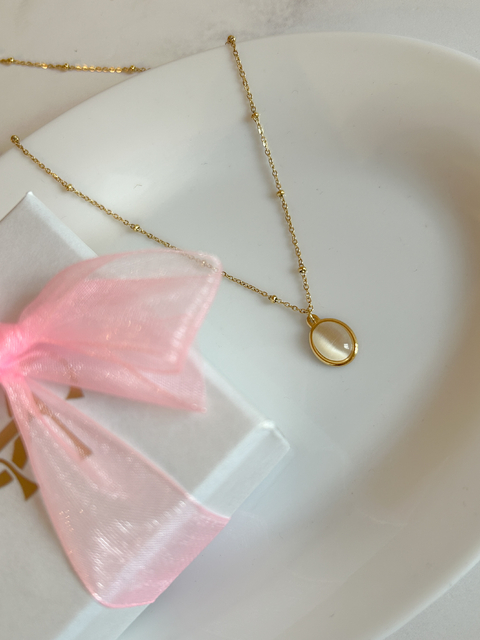 Collar Ana