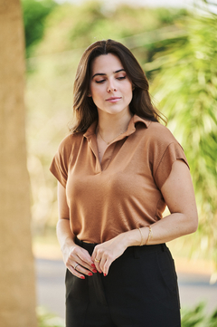 Blusa Polo Camel - comprar online