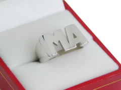 Anillo Letras Oro Blanco 18k - tienda online