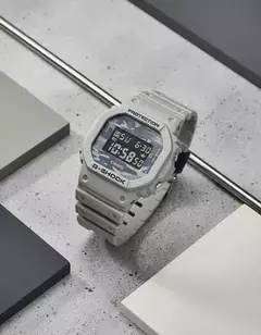 Reloj Casio G-Shock DW-5600CA-8D