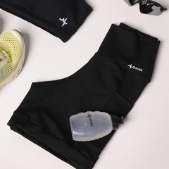 SHORT RUN PRETO + GARRAFA RUN 230 ML - TAM Ú