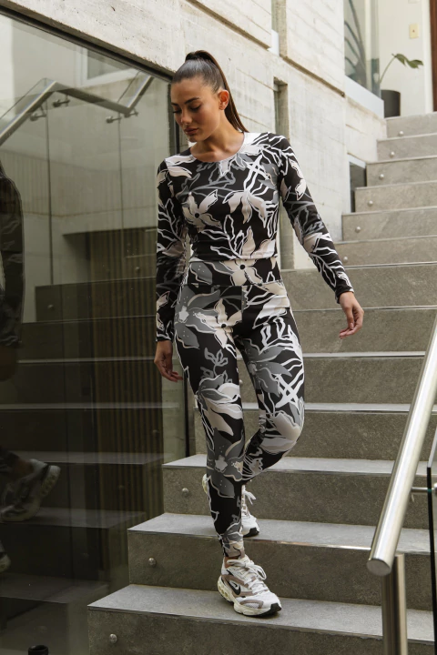 TOP MANGAS LARGAS HAWAI BEIGE - comprar online