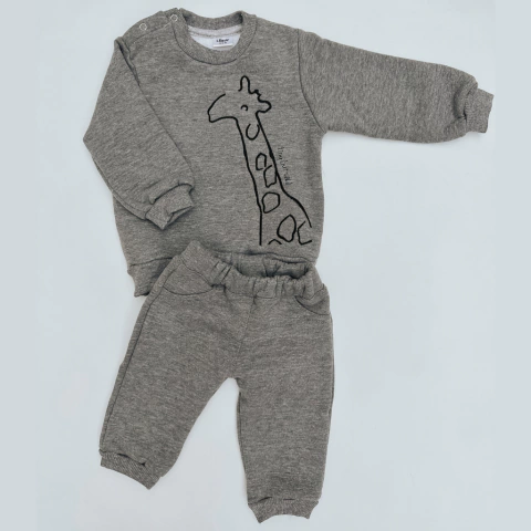 Conjunto frisa bordado Jirafa