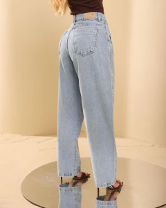 Calça Barrel sem lycra com detalhe de brilho lateral total,Revesst jeans 43330 - Revesst Jeans