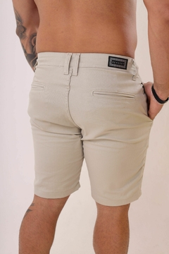 Bermuda Masculina Sarja Detalhe De Pinças Frontal, Revesst Jeans. 0000056