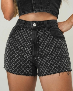 Short Jeans Feminino Sem Lycra, Cintura Alta Detalhe De Brilho e Refilado, Revesst Jeans. 41050