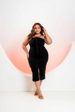 Vestido Jeans Feminino Preto Plus Size Com Lycra, Detalhe De Fenda Frontal, Revesst Jeans. 41382 na internet