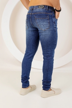 Calça Jeans Masculina Skinny Com Lycra Detalhe No Bolso Traseiro, Revesst Jeans. 0000111 - Revesst Jeans