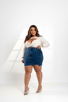 Saia Jeans Plus Size Cargo Feminino Com Lycra, Cintura Alta Detalhe Na Barra, Revesst Jeans. 40043 - comprar online