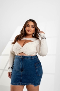 Saia Jeans Plus Size Cargo Feminino Com Lycra, Cintura Alta Detalhe Na Barra, Revesst Jeans. 40043 - comprar online