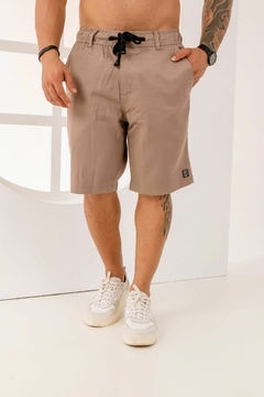 Bermuda Masculina Short Sarja Com Lycra, Com Detalhe De Cos De Elástico, Revesst Jeans. 0000023 na internet