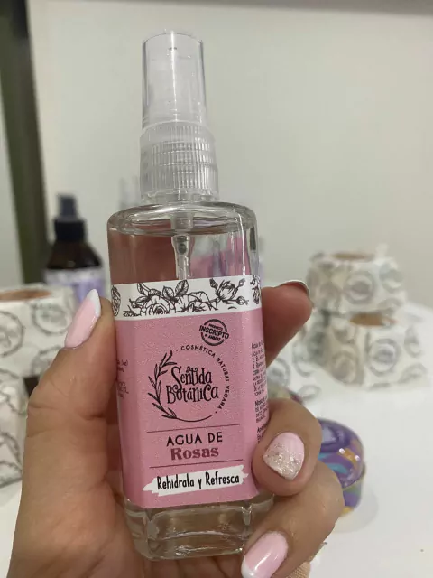 AGUA DE ROSAS X 120ML- SENTIDA BOTANICA