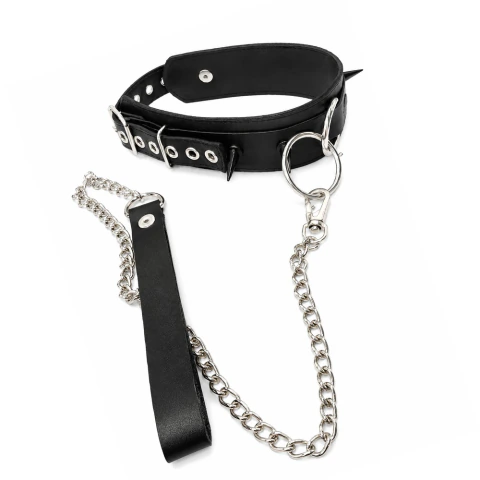 Choker de Puas Negras con correa 100% Cuero