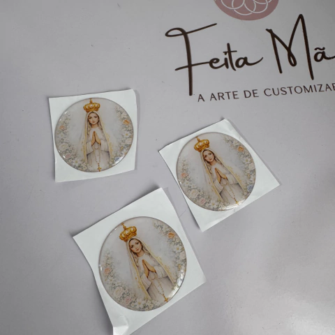 Aplique Resinado 5,5cm NS Fátima mod2 Pct 3un - comprar online