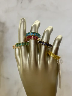 ANEL CABOCHÕES CRAVEJADOS