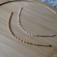 PULSEIRA CORRENTE RETÂNGULOS VAZADOS