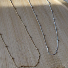 COLAR COM BOLINHAS ESPAÇADAS 60cm - comprar online