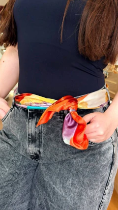 LENÇO CETIM LARANJA COLORIDO