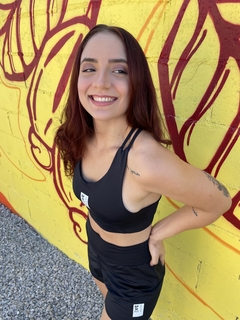 Top clara preto