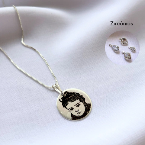 Colar Foto Desenho Medalha M Folheado a Prata 925 - comprar online