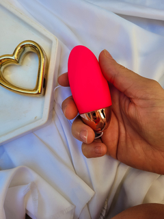 Vibrador Bullet com alça recarregável