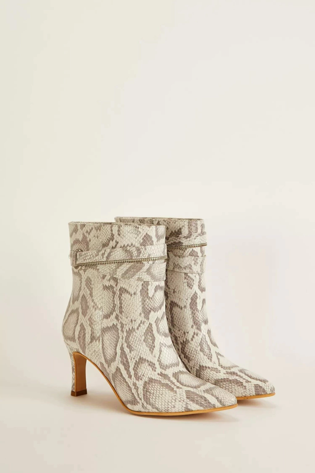 BOTA ZIPPER