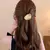 Presilha de Cabelo Dourada em Formato de Concha elegante - THATI GUTIERREZ TG STORE