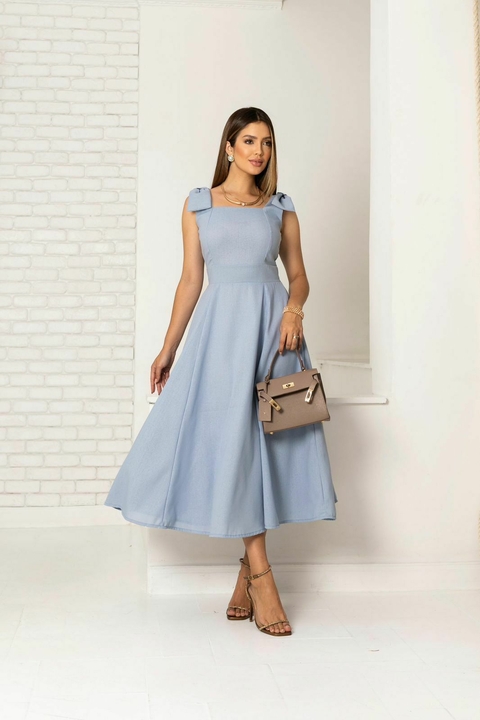 VESTIDO MIDI COM LAÇO OMBRO ACINTURADO E SAIA EVASE BEATRIZ - comprar online
