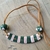 Collar "ojitos" en internet