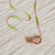 Collar "primavera", Espiritu